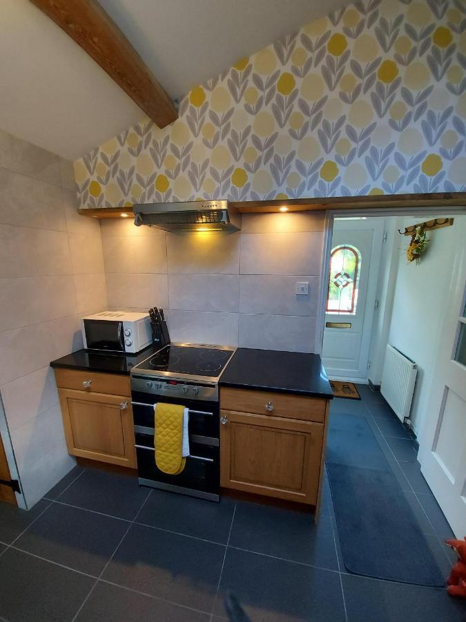 Saughall Mill Farm Cottage Chester Bagian luar foto