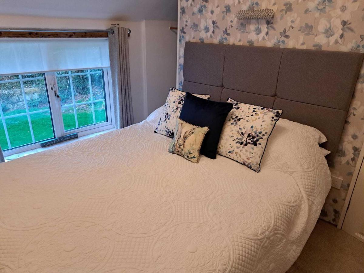 Saughall Mill Farm Cottage Chester Bagian luar foto