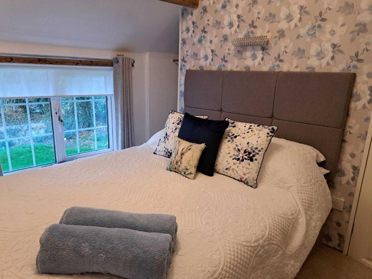 Saughall Mill Farm Cottage Chester Bagian luar foto