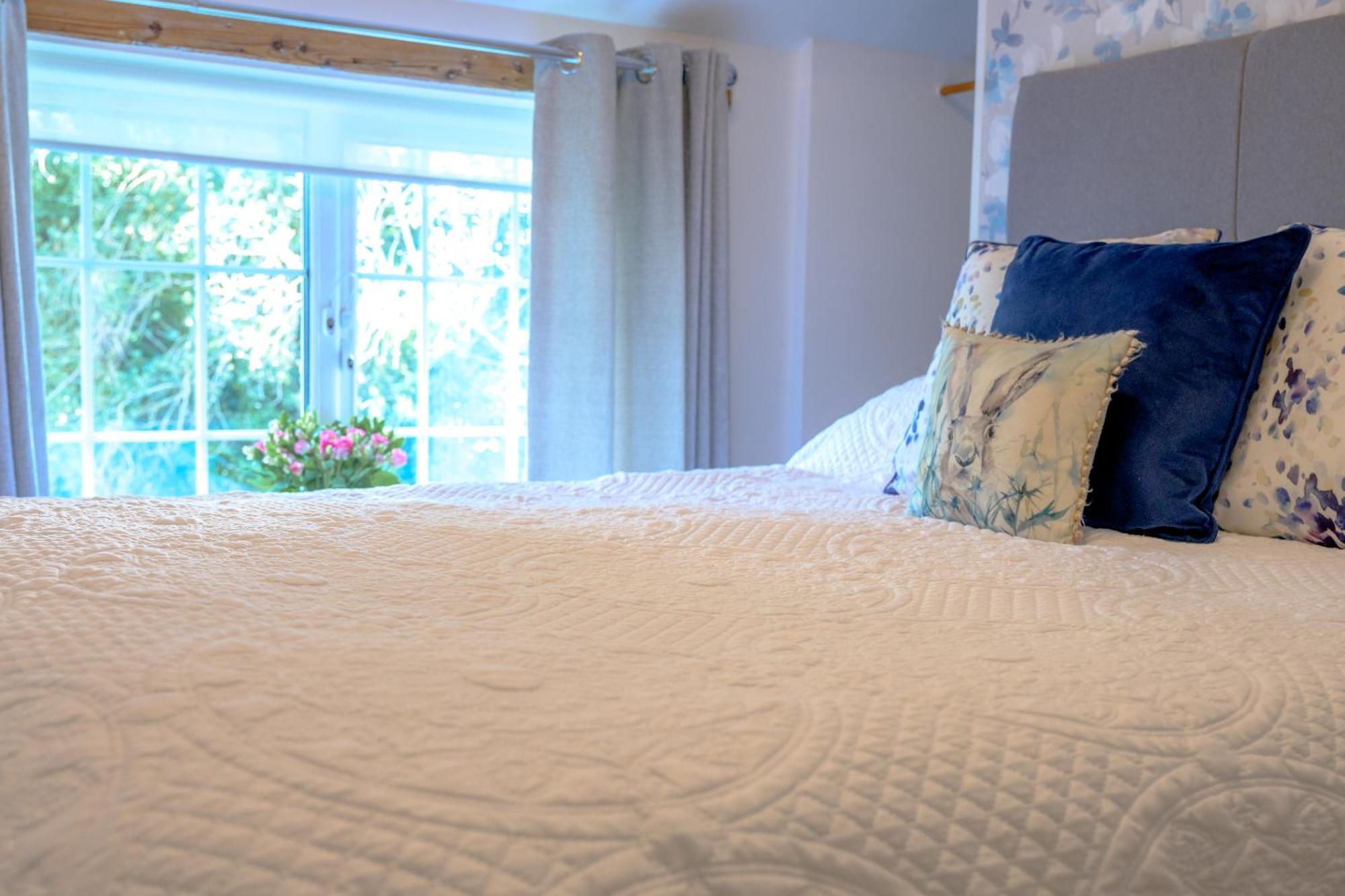 Saughall Mill Farm Cottage Chester Bagian luar foto